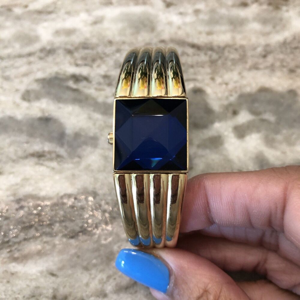 Vtg Gruen Peek-A-Boo Gold Tone and Blue Clamper Wrist Watch Clamper Needs Fix